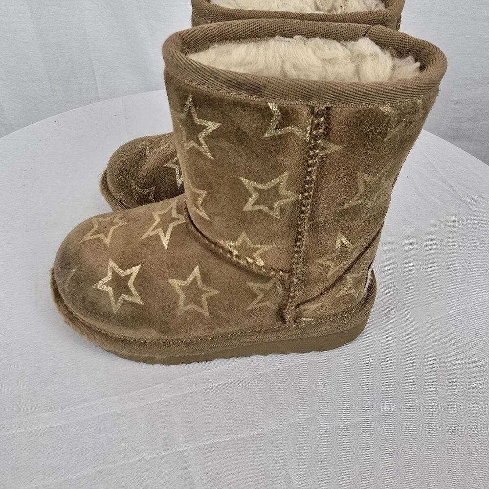 Ugg Brown Star Patterned Toddler Boots Sz 8T - Picture 2 of 9